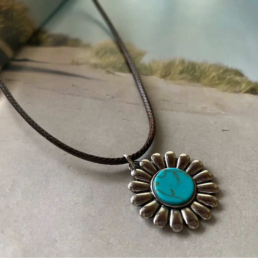 Handmade Cord Necklace Silver Turquoise 9